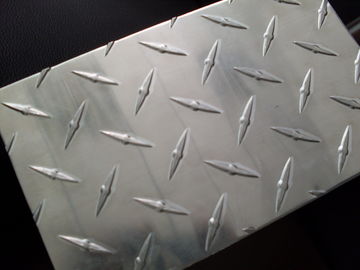 3000 séries classificam a espessura Chequered de alumínio 0.03-3mm da folha da placa