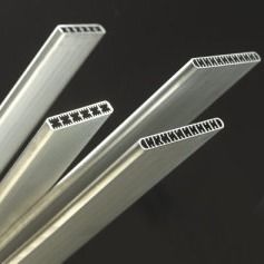 Extrusões de MultiPort/tubos expulsos de alumínio do microcanal 1100/3003/3102